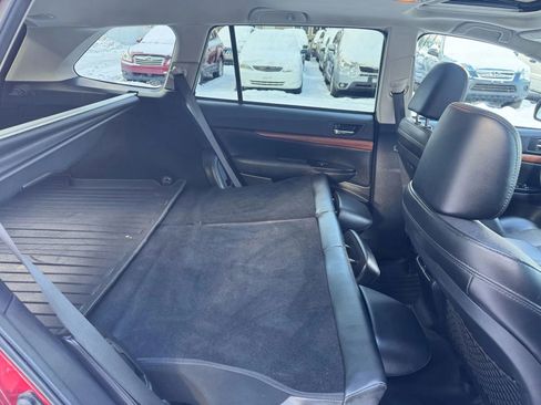 Used 2014 Subaru Outback 2.5i Limited w/ Moonroof Package image 18