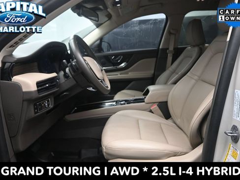 Used 2024 Lincoln Corsair Grand Touring AWD/4WD image 11