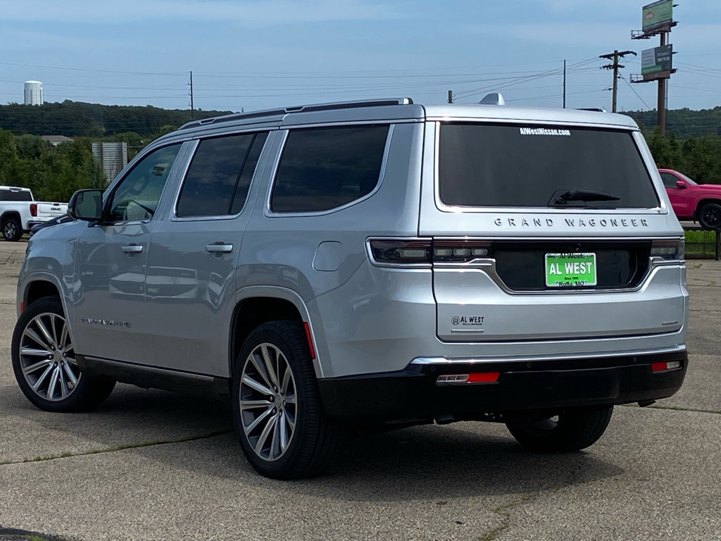 Used 2023 Jeep Grand Wagoneer Series II AWD/4WD image 7