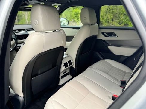 Used 2019 Land Rover Range Rover Velar S AWD/4WD image 13