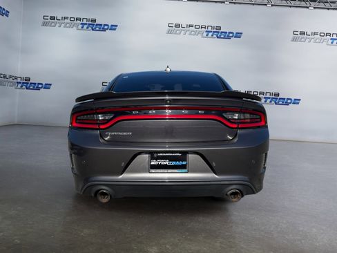 Used 2019 Dodge Charger GT w/ Performance Handling Group RWD image 6