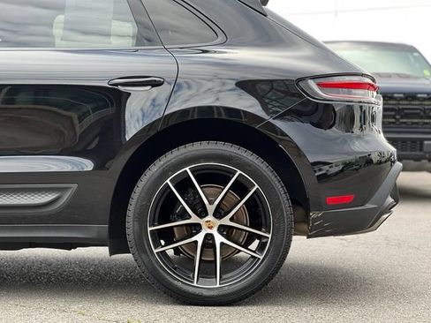 Used 2023 Porsche Macan Turbo AWD/4WD image 5