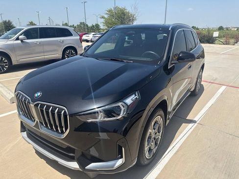 Used 2025 BMW X1 xDrive28i w/ Convenience Package AWD/4WD image 2