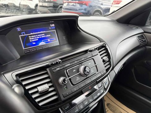 Used 2017 Honda Accord Sport Special Edition image 13