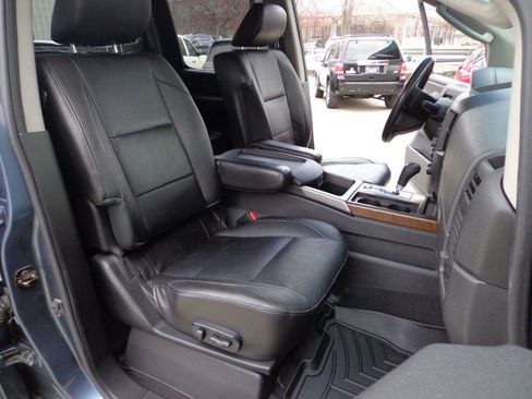 Used 2011 Nissan Titan SL w/ SL Max Utility Pkg image 17