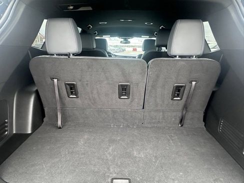 Certified 2024 Buick Enclave Essence image 14