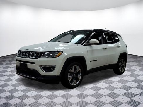 Used 2019 Jeep Compass Limited w/ Safety & Security Group image 17