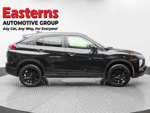 Used 2023 Mitsubishi Eclipse Cross LE image 4