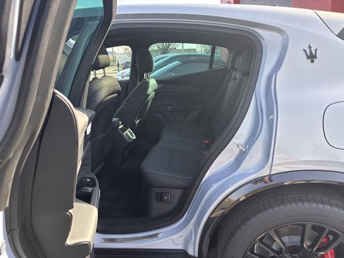 New 2025 Maserati Grecale Modena image 30