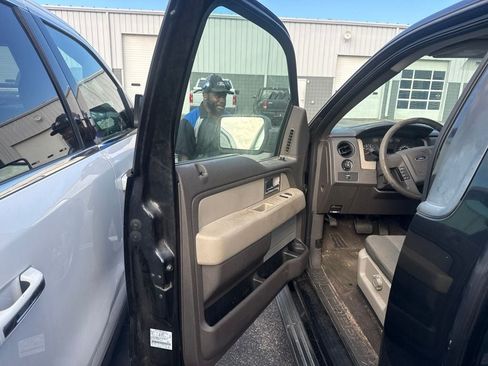Used 2010 Ford F150 STX RWD image 5