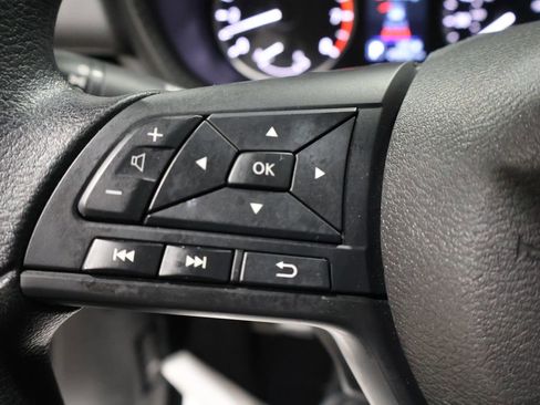 Used 2024 Nissan Sentra S image 34