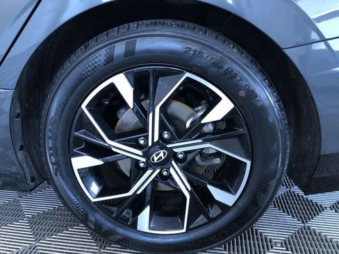 Used 2025 Hyundai Sonata SEL FWD image 16