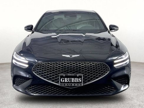 Used 2022 Genesis G70 2.0T RWD image 4