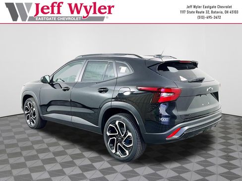 New 2026 Chevrolet Trax RS FWD image 28