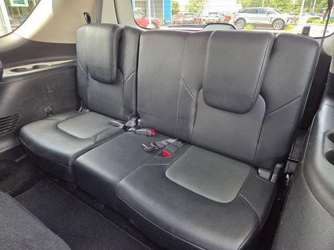 Used 2024 Nissan Armada SV AWD/4WD image 12