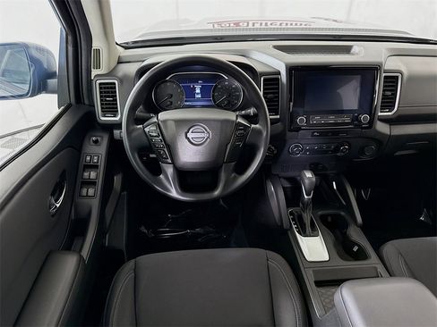 Certified 2024 Nissan Frontier SV image 4