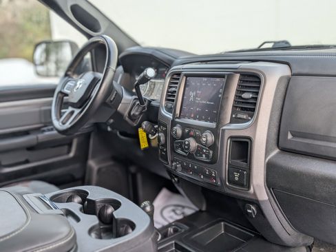 Used 2018 RAM 2500 Power Wagon w/ Luxury Group image 46