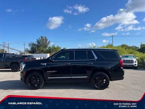 New 2026 GMC Yukon Denali w/ Denali Reserve Package AWD/4WD image 4