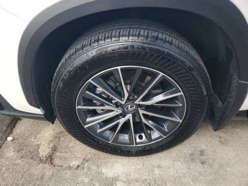 Used 2025 Lexus NX 250 FWD w/ Accessory Package (K3) image 3