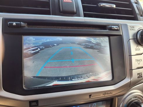 Used 2015 Toyota 4Runner Limited RWD image 6