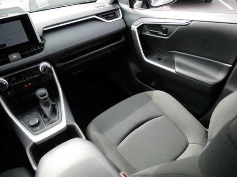 Certified 2025 Toyota RAV4 LE image 11