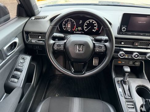 Used 2023 Honda Civic Sport image 14