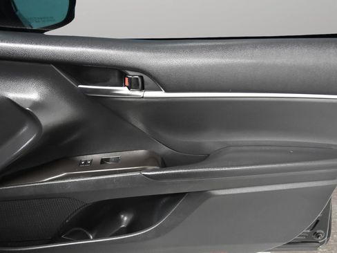Used 2023 Toyota Camry LE FWD image 11