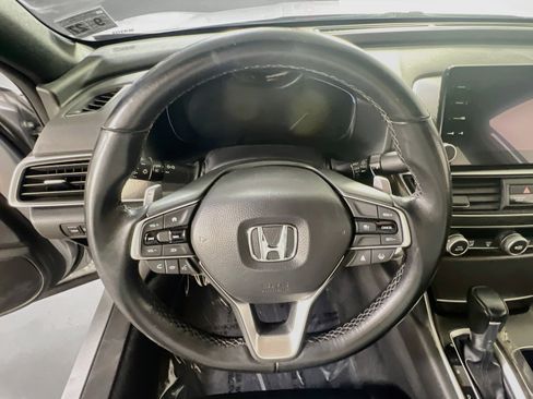 Used 2022 Honda Accord Sport image 11