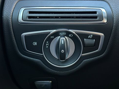 Used 2020 Mercedes-Benz C 300 Sedan image 28