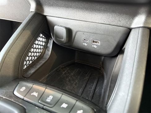 Certified 2025 Chevrolet TrailBlazer LT image 24