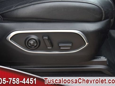 Used 2022 Jeep Wagoneer Series II RWD image 28