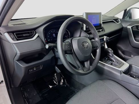 Used 2023 Toyota RAV4 XLE image 18