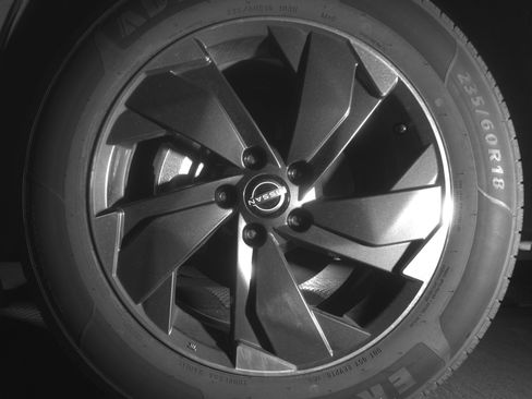 Used 2025 Nissan Rogue SV image 12