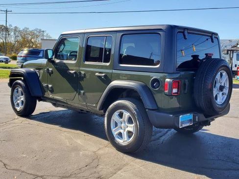 Used 2022 Jeep Wrangler Unlimited Sport image 5