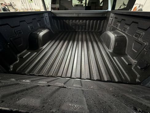 New 2026 GMC Sierra 1500 SLT w/ SLT Premium Plus Package image 26