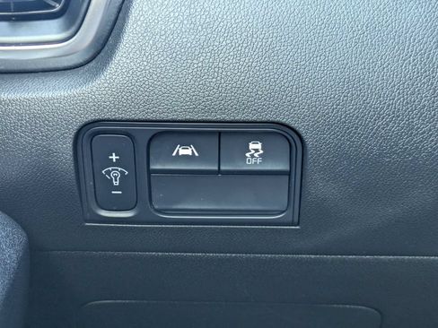 Used 2022 Kia Sorento S FWD image 26