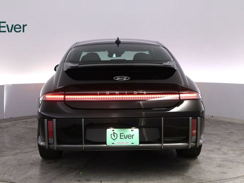 Used 2024 Hyundai Ioniq 6 Limited RWD image 15
