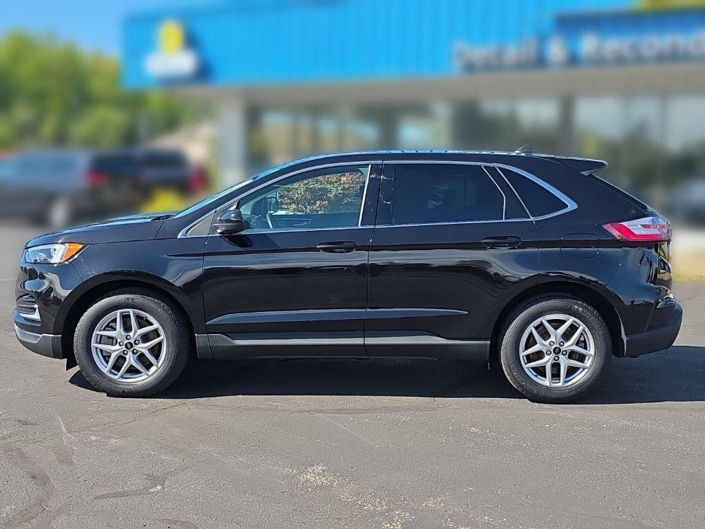 Used 2024 Ford Edge SEL AWD/4WD image 11