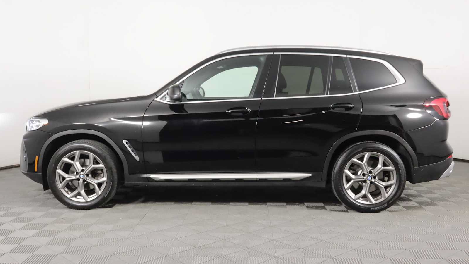 Used 2024 BMW X3 xDrive30i w/ Convenience Package AWD/4WD image 8