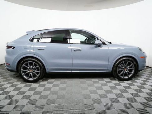 New 2026 Porsche Cayenne Coupe image 29
