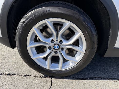 Used 2017 BMW X3 xDrive28i image 12