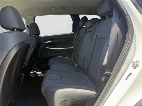 Used 2020 Hyundai Santa Fe SE FWD image 15