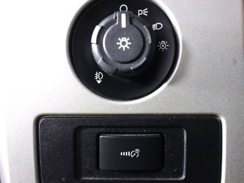 Used 2014 Ford F150 FX4 w/ Equipment Group 402A Luxury image 10