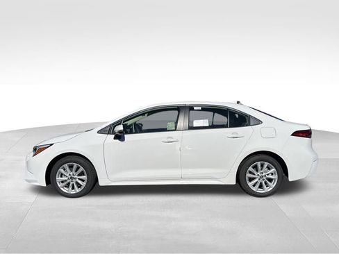 New 2026 Toyota Corolla XLE image 2