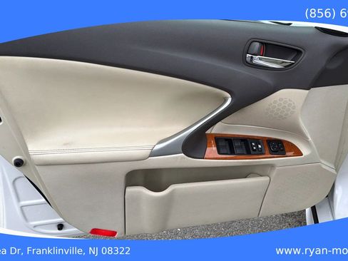 Used 2009 Lexus IS 250 AWD image 15