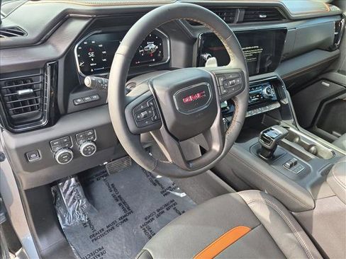 Used 2026 GMC Sierra 1500 AT4 w/ Technology Package AWD/4WD image 9