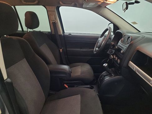Used 2015 Jeep Compass Sport w/ Power Value Group FWD image 21