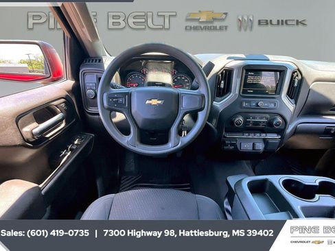 Used 2019 Chevrolet Silverado 1500 Custom w/ Custom Convenience Package RWD image 6