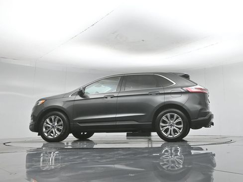Used 2020 Ford Edge Titanium w/ Equipment Group 301A AWD/4WD image 55