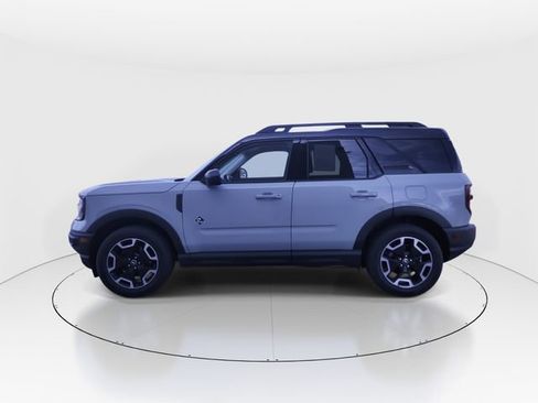 Used 2022 Ford Bronco Sport Outer Banks w/ Tech Package AWD/4WD image 5